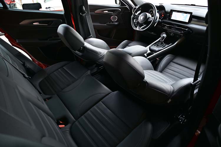 Alfa Romeo Tonale 1.5 FWD AT MHEV Veloce
