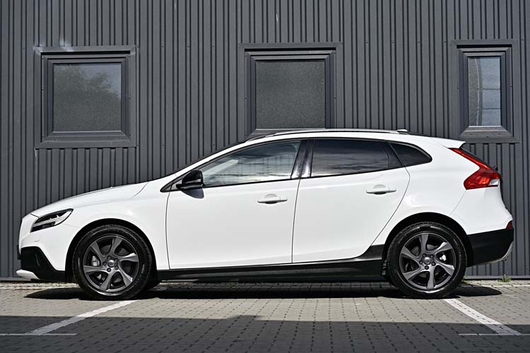 Volvo V40 Cross Country 2.0 D2 Momentum