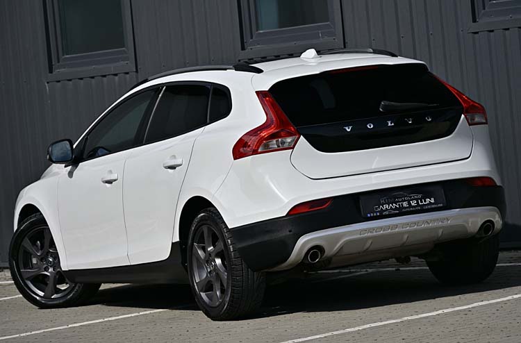 Volvo V40 Cross Country 2.0 D2 Momentum