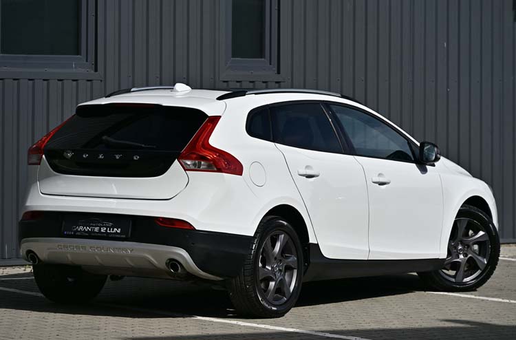 Volvo V40 Cross Country 2.0 D2 Momentum