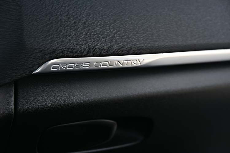 Volvo V40 Cross Country 2.0 D2 Momentum