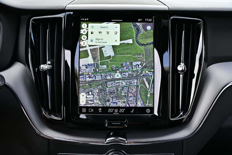 Volvo XC 60 B4 MHEV AT8 AWD R-Design
