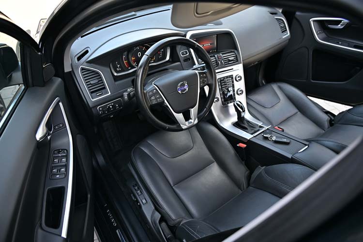 Volvo XC60 2.0 D3 Geartronic SUMMUM