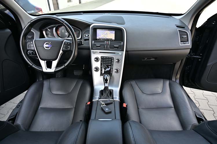 Volvo XC60 2.0 D3 Geartronic SUMMUM