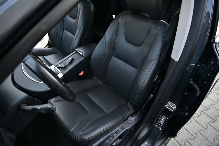 Volvo XC60 2.0 D3 Geartronic SUMMUM