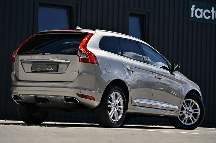 Volvo XC60 2.4 D5 AWD INSCRIPTION