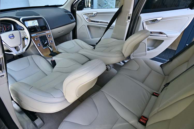 Volvo XC60 2.4 D5 AWD INSCRIPTION