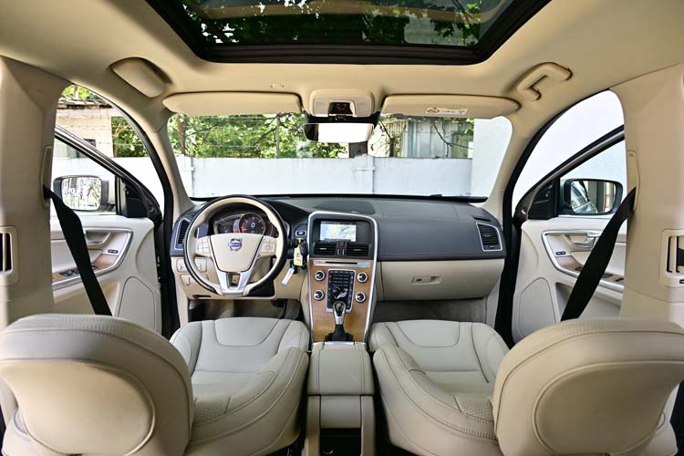 Volvo XC60 2.4 D5 AWD INSCRIPTION