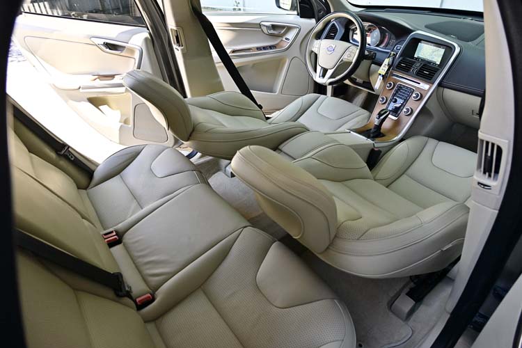 Volvo XC60 2.4 D5 AWD INSCRIPTION