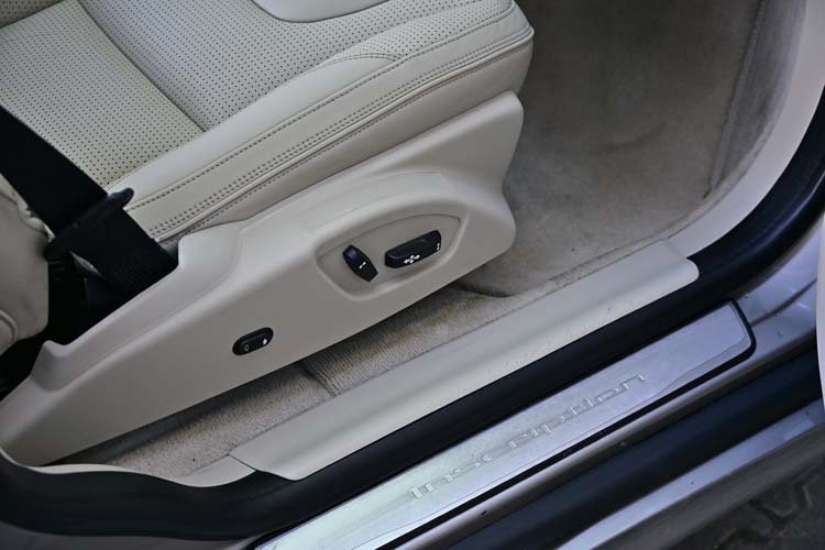 Volvo XC60 2.4 D5 AWD INSCRIPTION