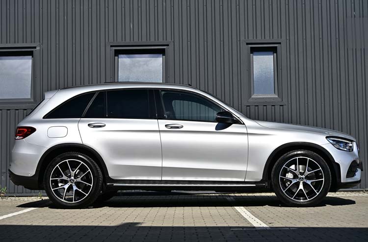 Mercedes GLC220d 4MATIC 9G TRONIC AMG Line