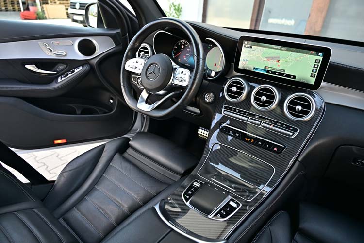 Mercedes GLC220d 4MATIC 9G TRONIC AMG Line