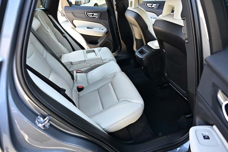 Volvo XC60 2.0 D5 AWD INSCRIPTION