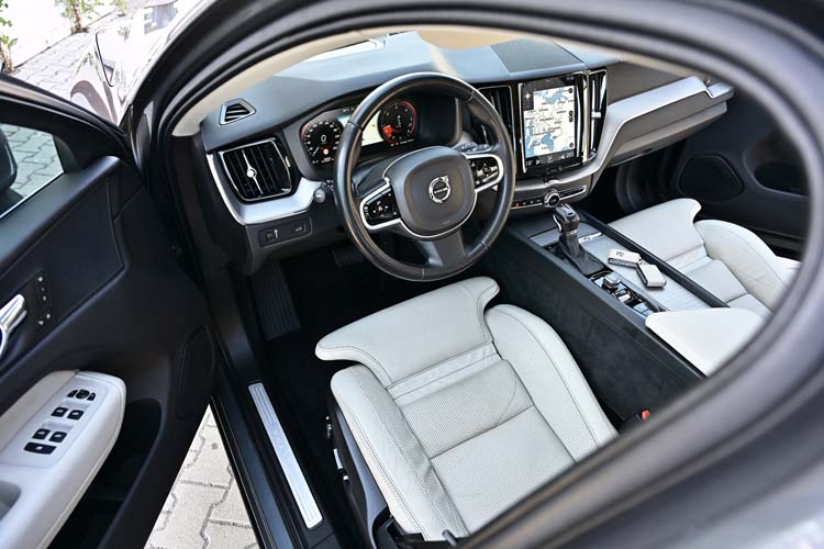 Volvo XC60 2.0 D5 AWD INSCRIPTION