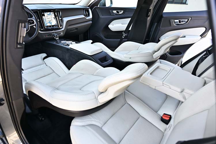 Volvo XC60 2.0 D5 AWD INSCRIPTION