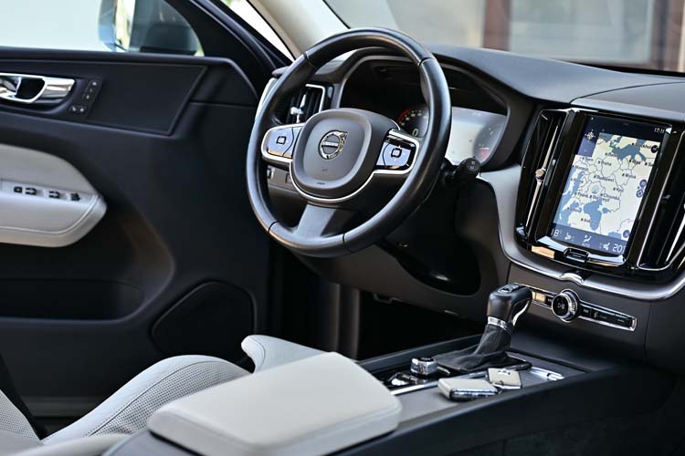 Volvo XC60 2.0 D5 AWD INSCRIPTION