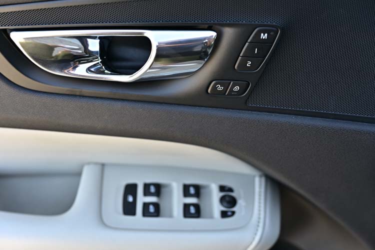 Volvo XC60 2.0 D5 AWD INSCRIPTION