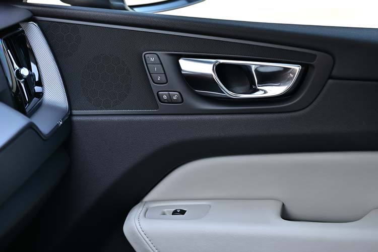 Volvo XC60 2.0 D5 AWD INSCRIPTION