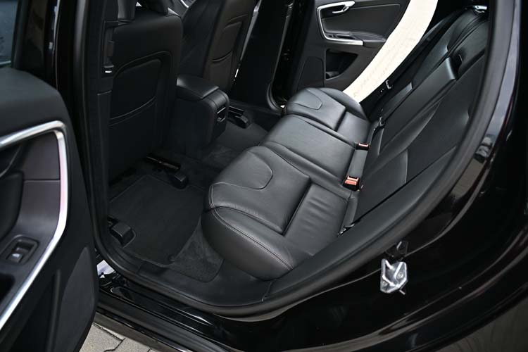 Volvo XC60 2.0 D4 Geartronic SUMMUM