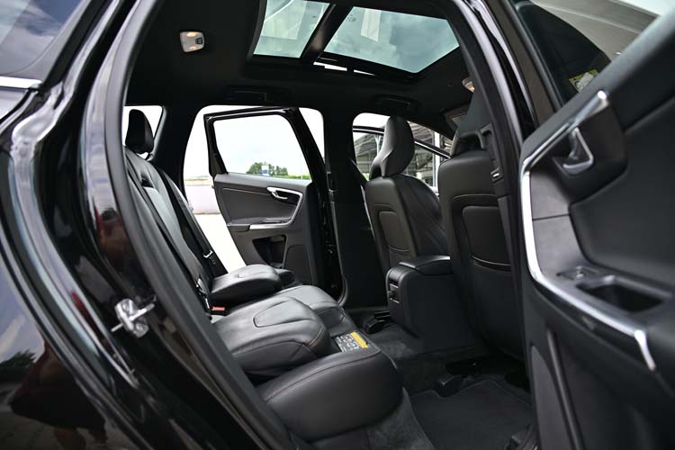 Volvo XC60 2.0 D4 Geartronic SUMMUM