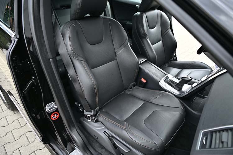 Volvo XC60 2.0 D4 Geartronic SUMMUM