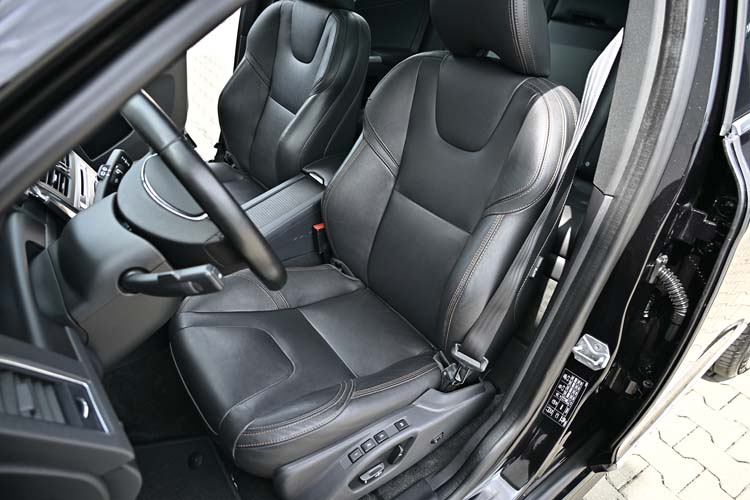Volvo XC60 2.0 D4 Geartronic SUMMUM