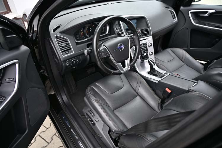 Volvo XC60 2.0 D4 Geartronic SUMMUM