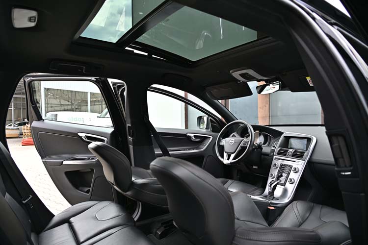 Volvo XC60 2.0 D4 Geartronic SUMMUM