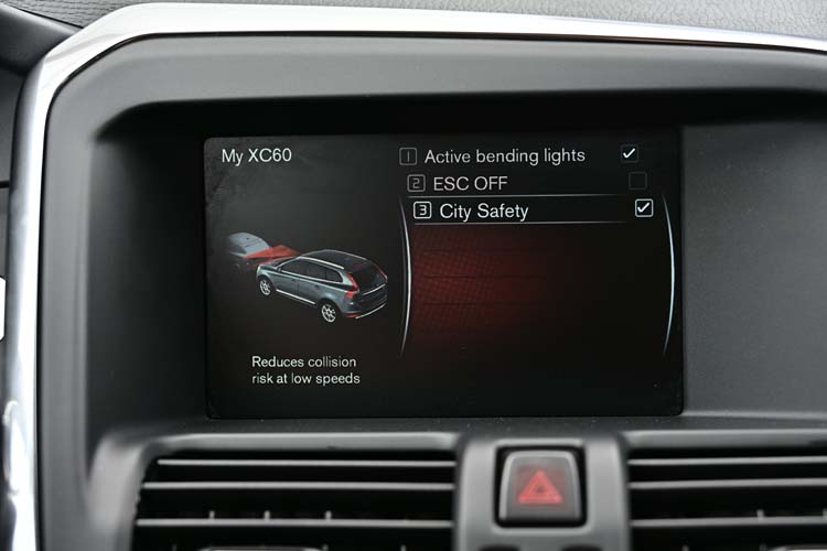 Volvo XC60 2.0 D4 Geartronic SUMMUM
