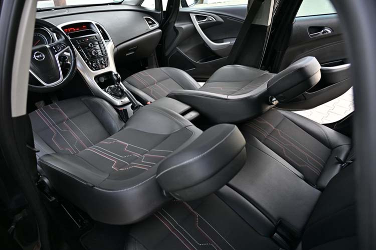 Opel Astra 2.0 CDTI 150 Jahre Opel