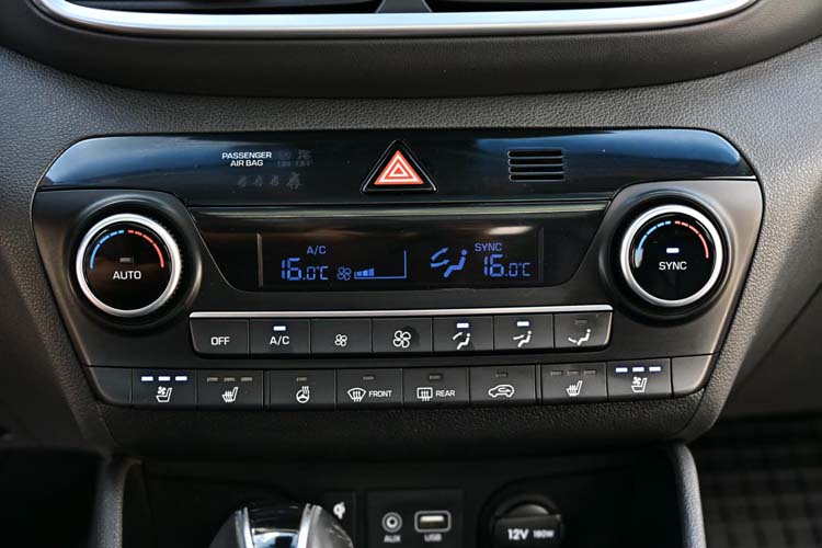 Hyundai Tucson blue 1.6 CRDi 2WD DCT Premium