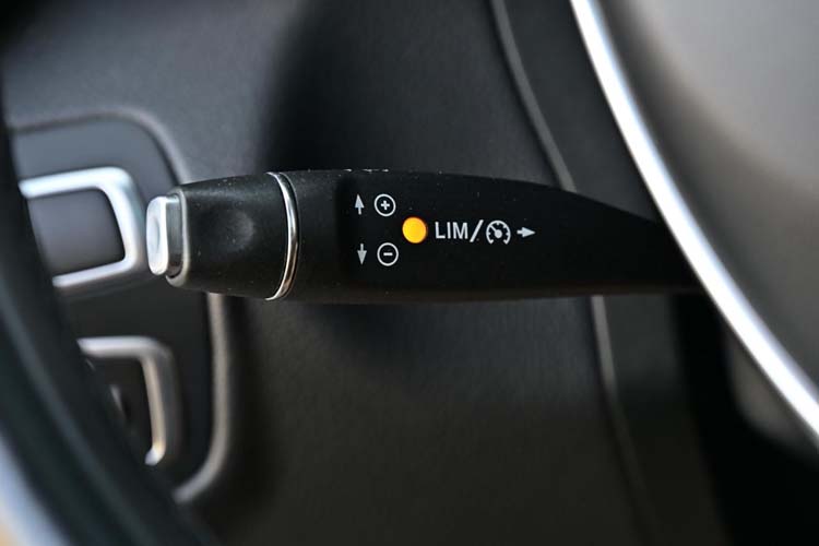 Mercedes GLC250d 4MATIC 9G TRONIC AMG Line