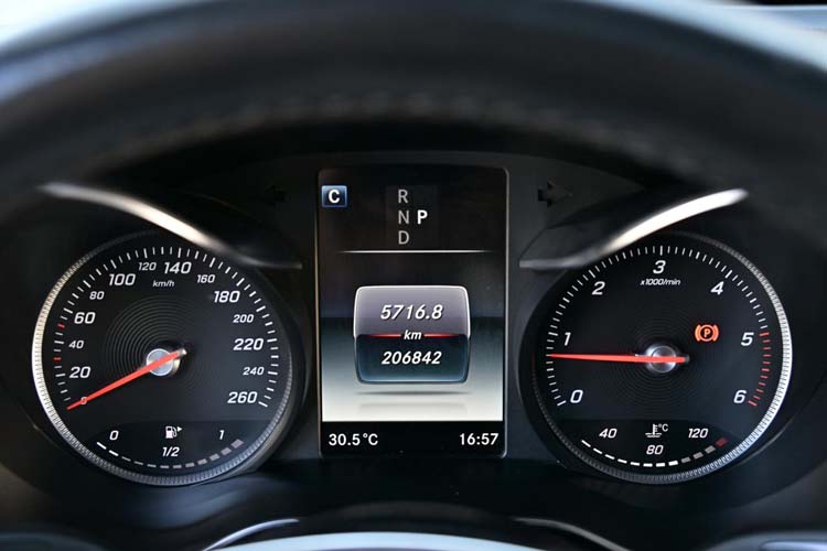 Mercedes GLC250d 4MATIC 9G TRONIC AMG Line