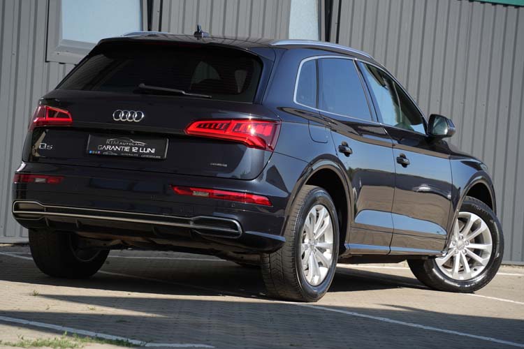 Audi Q5 2.0tDI ULTRA Quattro S Tronic Sline