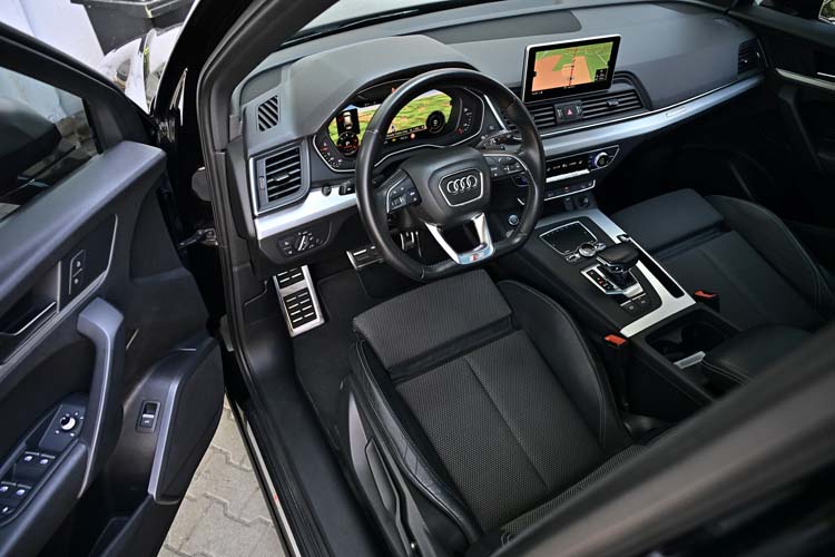 Audi Q5 2.0 40 TDI quattro S tronic S LINE+
