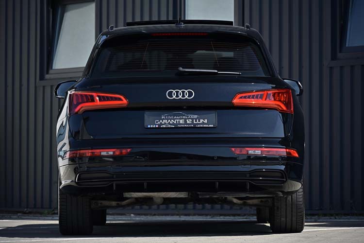 Audi Q5 2.0 40 TDI quattro S tronic S LINE+