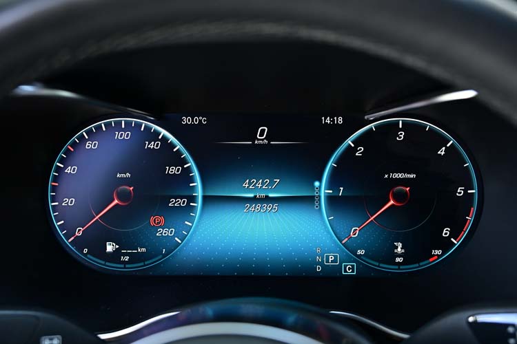 Mercedes GLC220d Coupe 4MATIC 9G TRONIC AMG