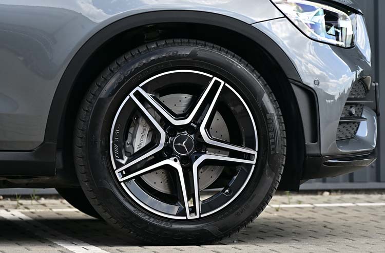 Mercedes GLC220d Coupe 4MATIC 9G TRONIC AMG