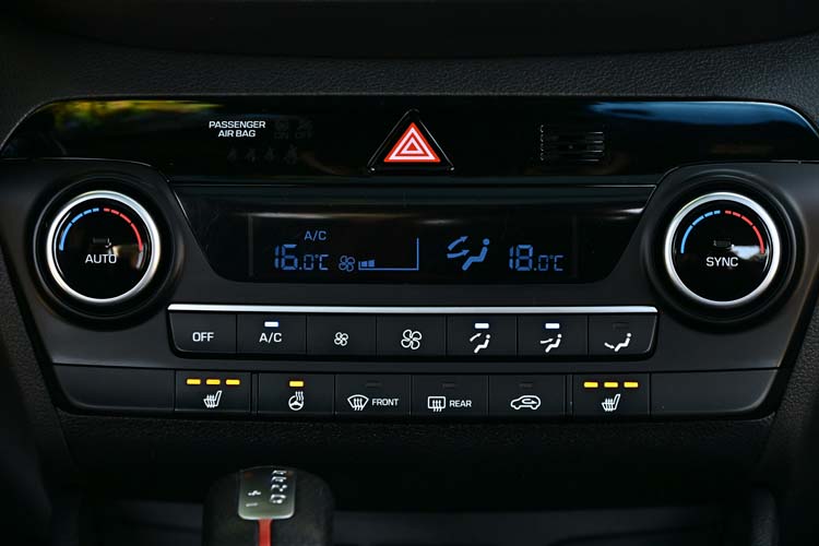Hyundai Tucson blue 1.6 CRDi 2WD DCT N-LINE