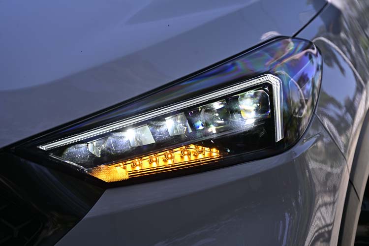 Hyundai Tucson blue 1.6 CRDi 2WD DCT N-LINE
