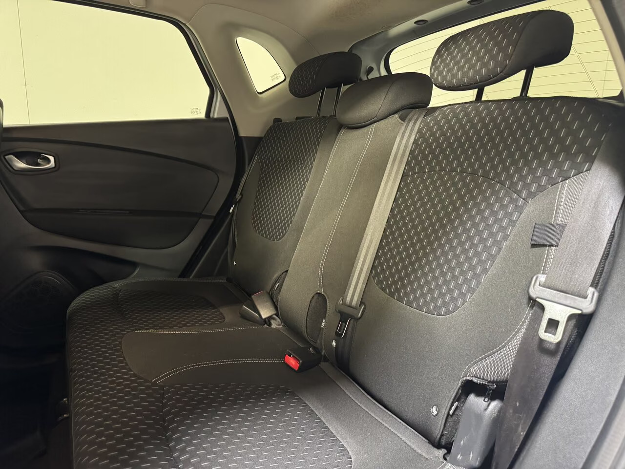 Renault Captur 1.2TCe 120 EDC CROSSBORDER