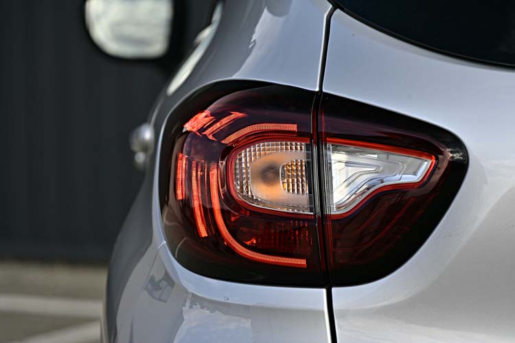 Renault Captur 1.2TCe 120 EDC CROSSBORDER