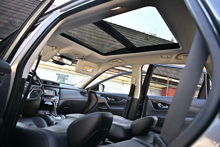 Nissan X-Trail 2.0 dCi ALL-MODE 4×4 Tekna+ 7Locuri