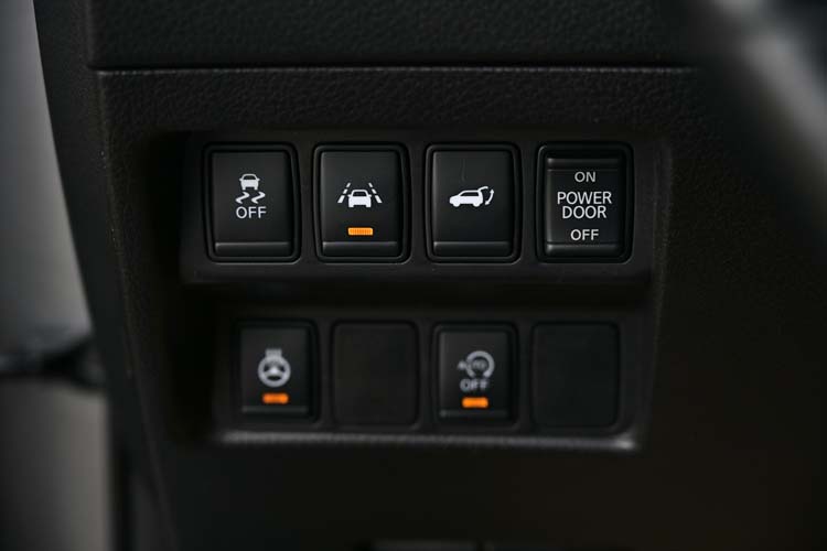 Nissan X-Trail 2.0 dCi ALL-MODE 4×4 Tekna+