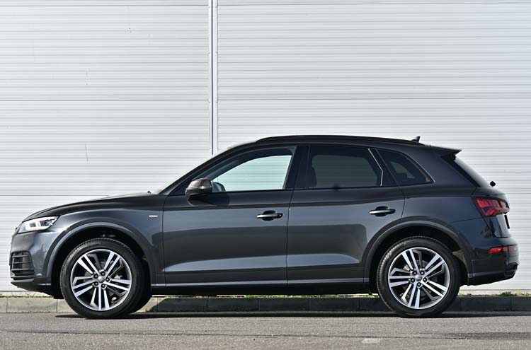 Audi Q5 2.0 40 TDI quattro S tronic S LINE+
