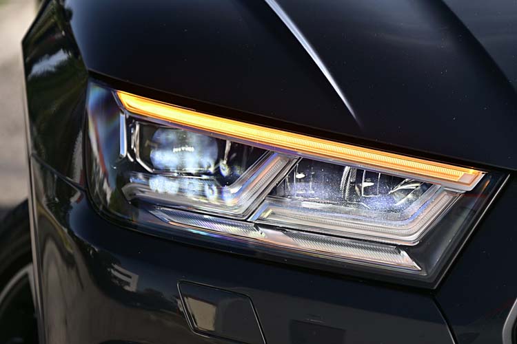 Audi Q5 2.0 40 TDI quattro S tronic S LINE+