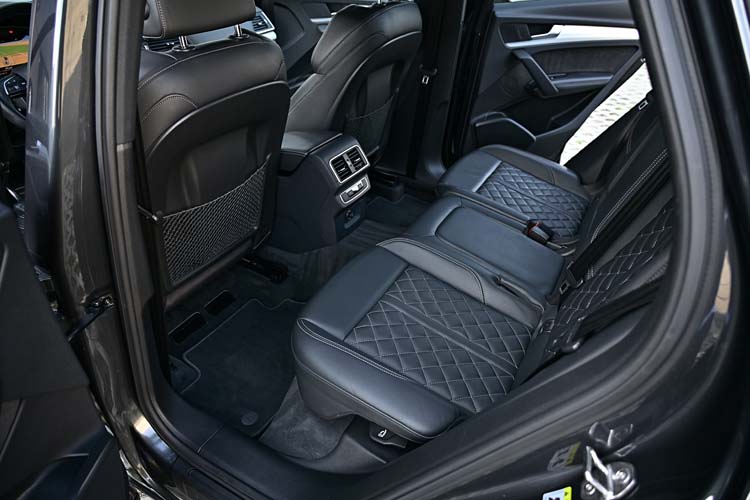 Audi Q5 2.0 40 TDI quattro S tronic S LINE+