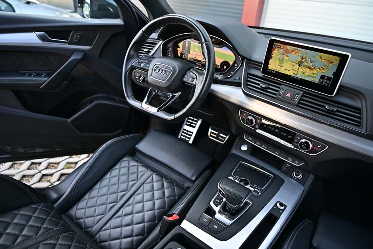 Audi Q5 2.0 40 TDI quattro S tronic S LINE+