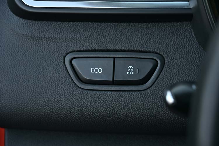 Renault Kadjar Energy dCi 130 4×4 Bose Edition