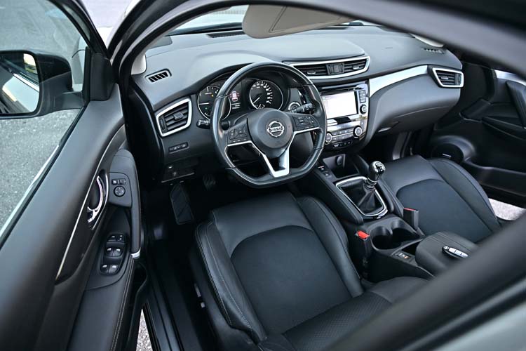 Nissan Qashqai 1.6 DCi TEKNA+ Manual